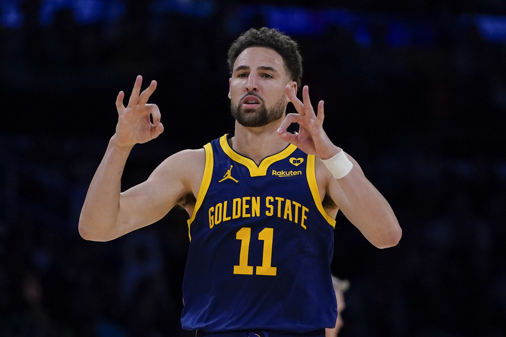 Klay Thompson is leaving the Warriors and will join the Mavericks, AP sources say Klay Thompson is leaving the Warriors and will join the Mavericks, AP sources say
