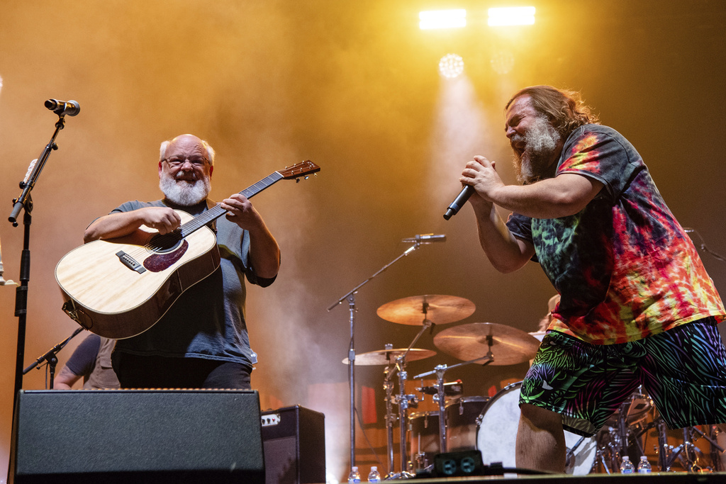 Jack Black ends Tenacious D tour after bandmate’s Trump shooting comment Jack Black ends Tenacious D tour after bandmate’s Trump shooting comment