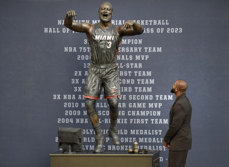 Heat unveil statue of Dwyane Wade outside the front of team’s arena