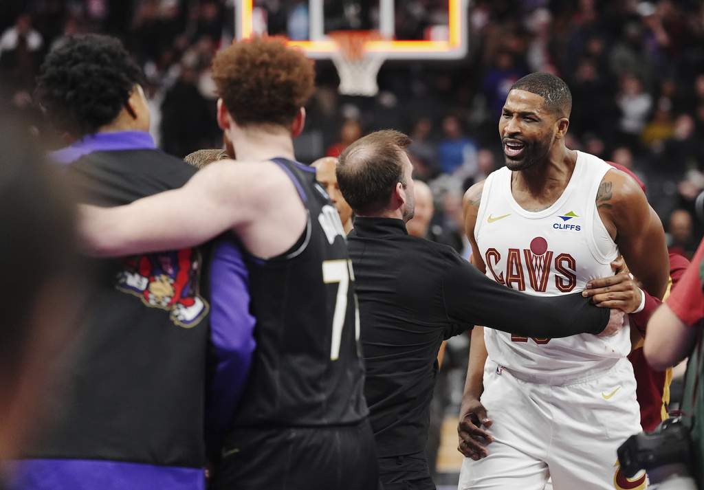 Raptors coach Darko Rajakovic upset with Cavaliers’ Tristan Thompson for late dunk in blowout Raptors coach Darko Rajakovic upset with Cavaliers’ Tristan Thompson for late dunk in blowout