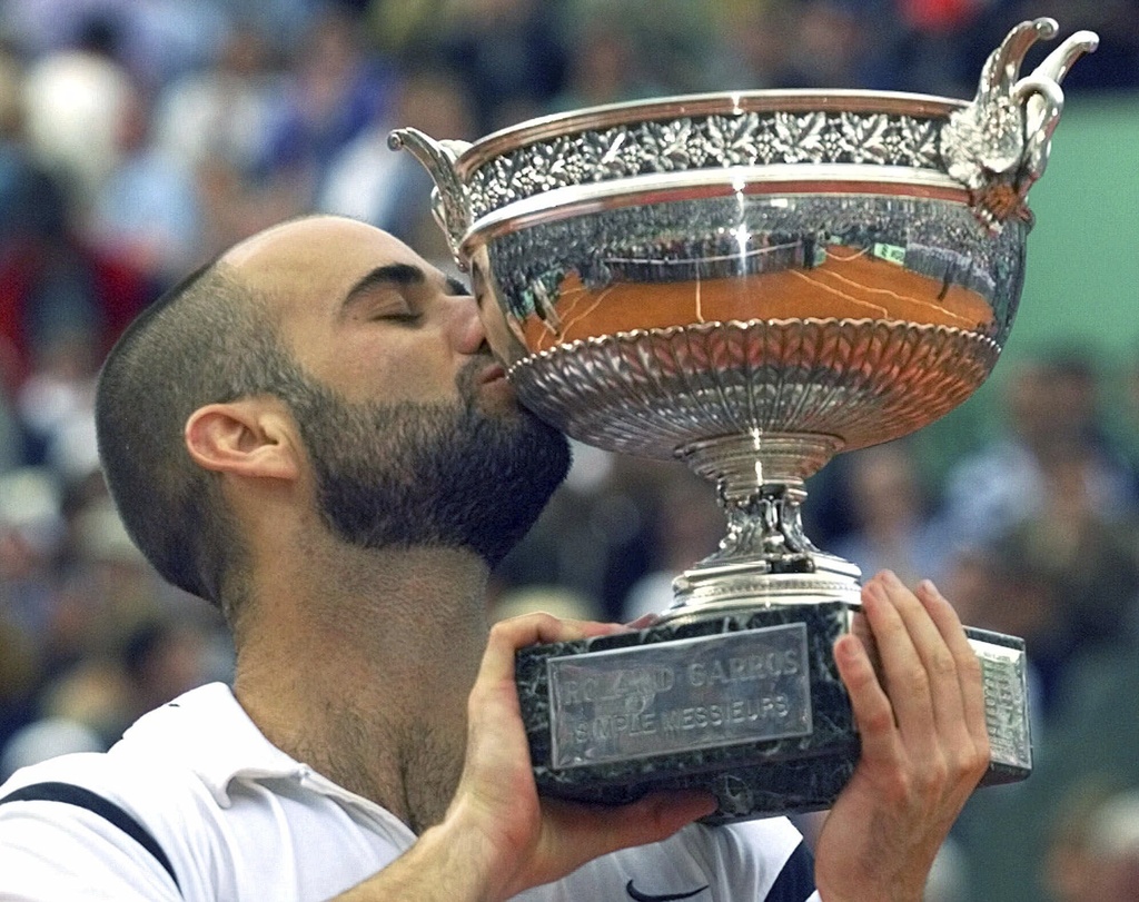 Andre Agassi wins his professional pickleball debut with partner Anna Leigh Waters