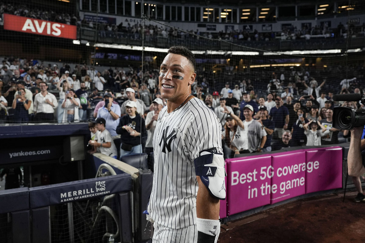 Yankees rally past Mariners 6-5 in 10 innings after going hitless against Bryan Woo until the 8th