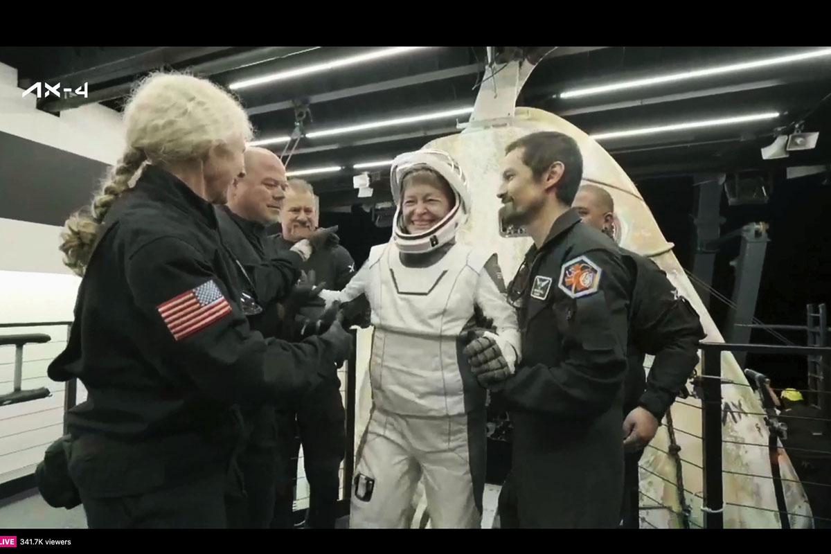 Private spaceflight ends with a Pacific splashdown for astronauts from India, Poland and Hungary Private spaceflight ends with a Pacific splashdown for astronauts from India, Poland and Hungary