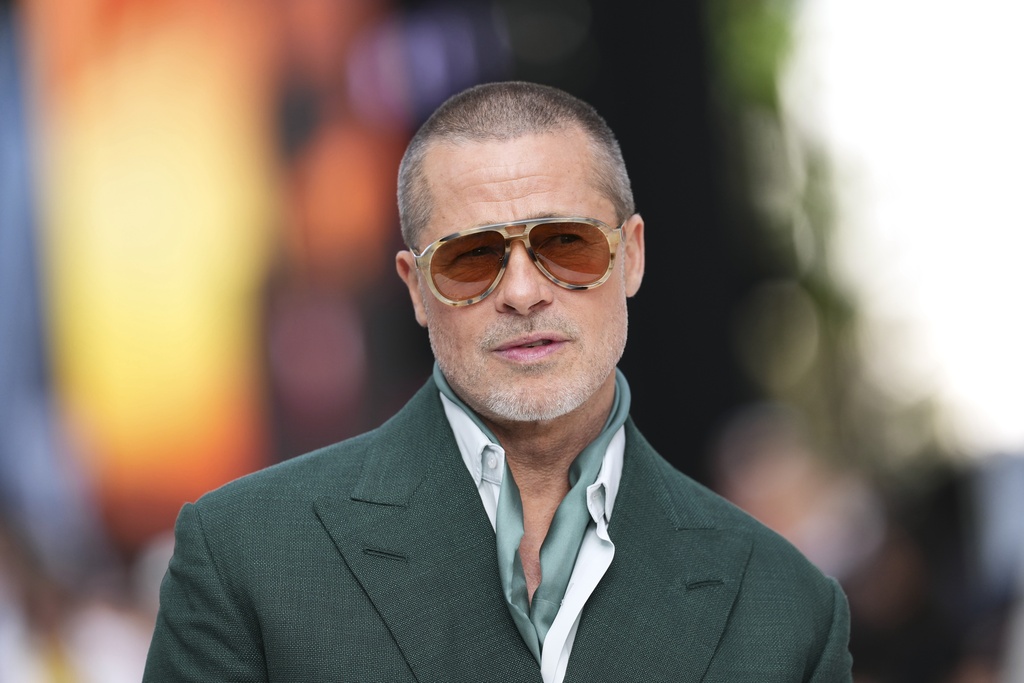 4 arrests after home reportedly owned by Brad Pitt was ransacked by burglars, police say 4 arrests after home reportedly owned by Brad Pitt was ransacked by burglars, police say