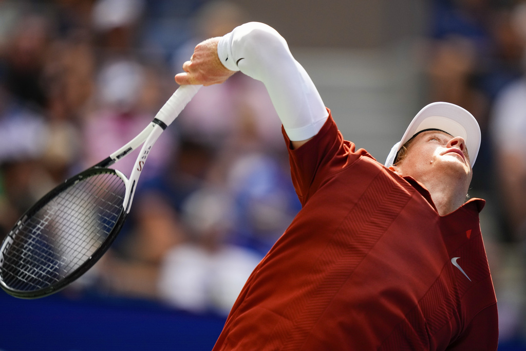 Wimbledon champions Jannik Sinner and Iga Swiatek get off to good starts at the US Open Wimbledon champions Jannik Sinner and Iga Swiatek get off to good starts at the US Open