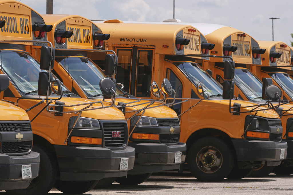 Moms’ careers and personal time are hit hard by school drop-off demands, a poll finds