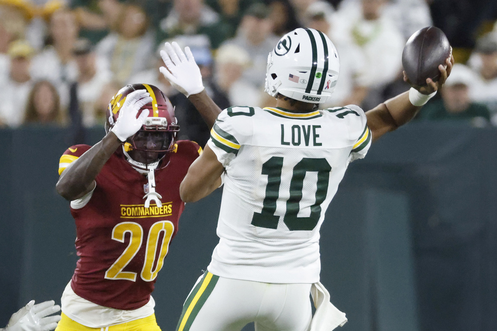 Jordan Love and Tucker Kraft lead the way in Packers’ 27-18 victory over Commanders