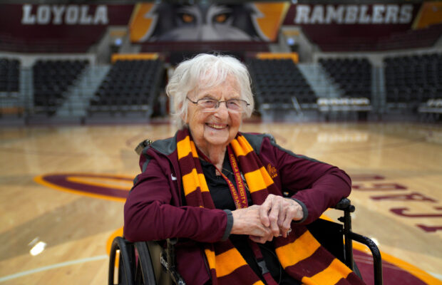 Sister Jean Dolores Schmidt, Loyola Chicago’s beloved chaplain, dies at 106 Sister Jean Dolores Schmidt, Loyola Chicago’s beloved chaplain, dies at 106