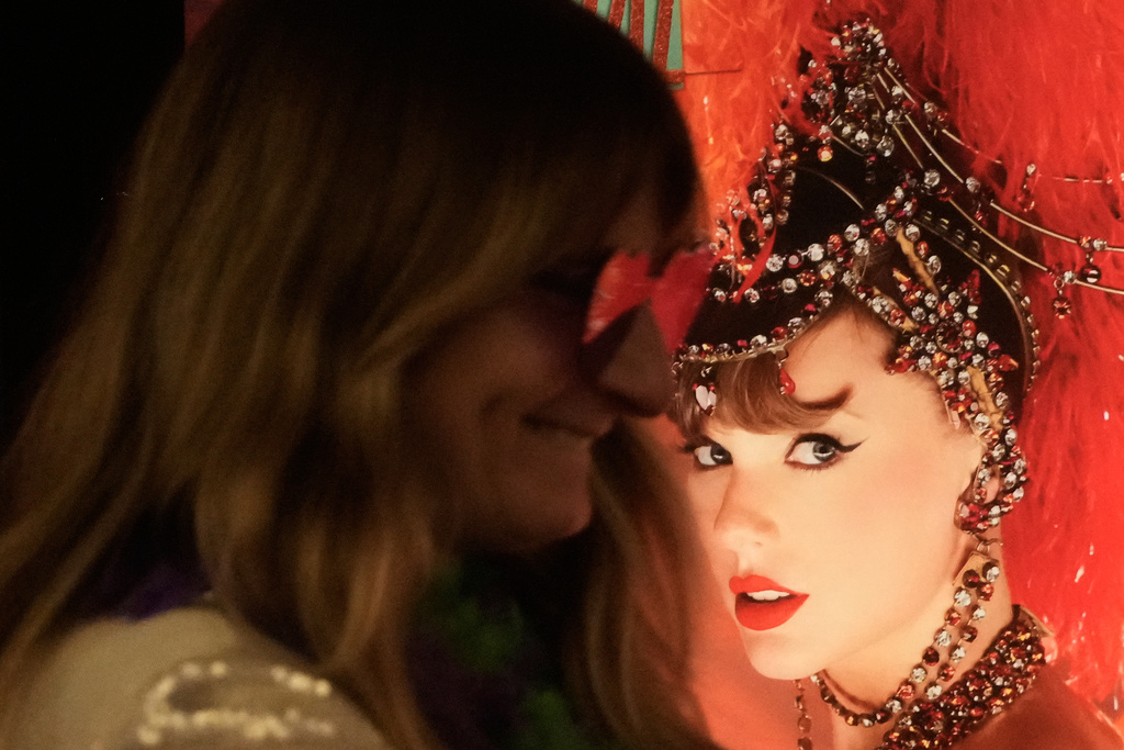 Taylor Swift’s ‘The Life of a Showgirl’ breaks record, sells 2.7 million copies in U.S. on first day