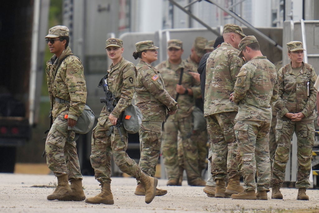 National Guard members from Texas are in Illinois in Trump’s latest move to send troops to cities