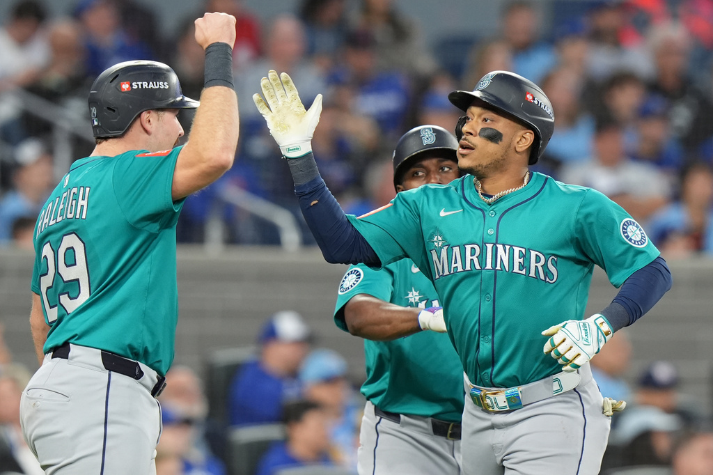 Mariners take 2-0 ALCS lead, beat Blue Jays 10-3 as Rodríguez, Polanco and Naylor homer Mariners take 2-0 ALCS lead, beat Blue Jays 10-3 as Rodríguez, Polanco and Naylor homer