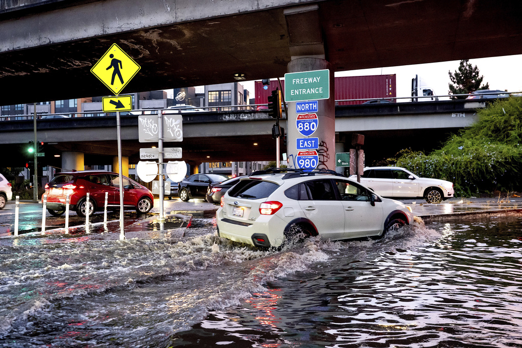Rare October storm brings heavy rain and possible mudslides to Southern California Rare October storm brings heavy rain and possible mudslides to Southern California