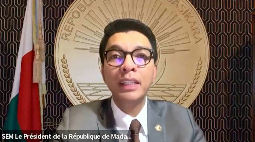 Madagascar’s president, hiding in an unknown location, dissolves parliament to deepen crisis Madagascar’s president, hiding in an unknown location, dissolves parliament to deepen crisis