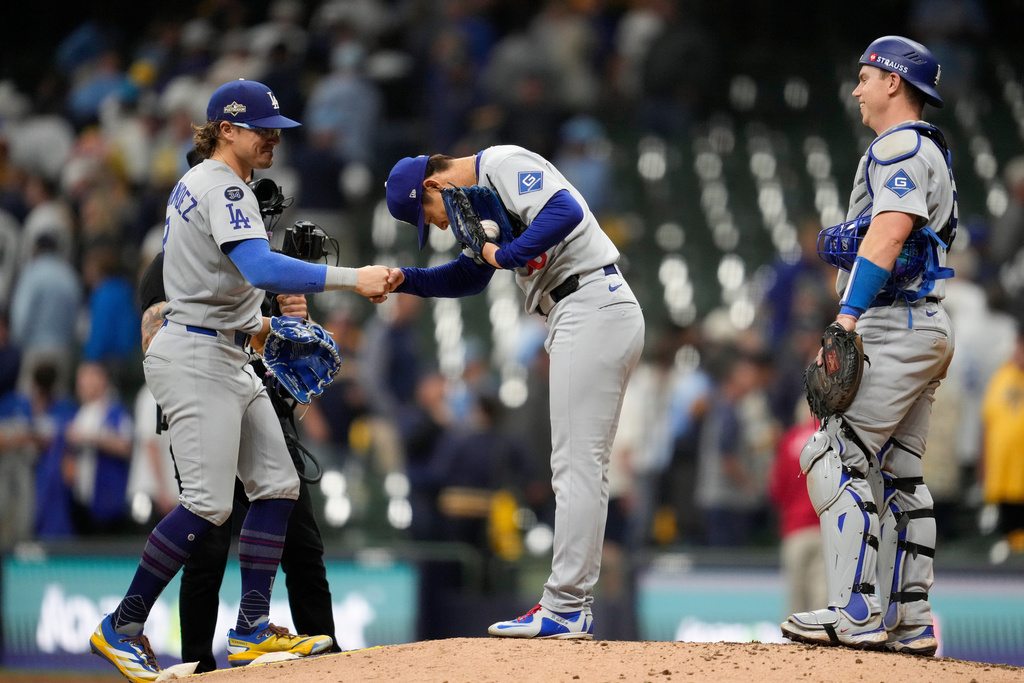 Yamamoto throws 3-hitter as Dodgers beat Brewers 5-1 for 2-0 lead in NLCS Yamamoto throws 3-hitter as Dodgers beat Brewers 5-1 for 2-0 lead in NLCS