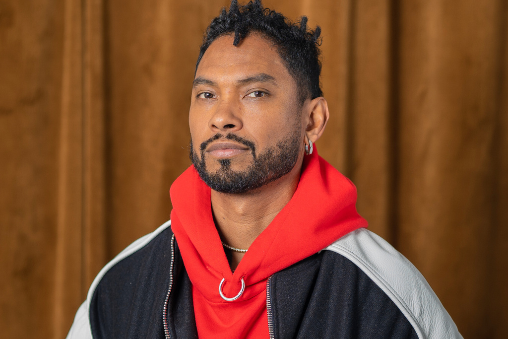 Miguel’s ‘CAOS,’ fueled by anger and angst, is his first studio album in nearly a decade Miguel’s ‘CAOS,’ fueled by anger and angst, is his first studio album in nearly a decade