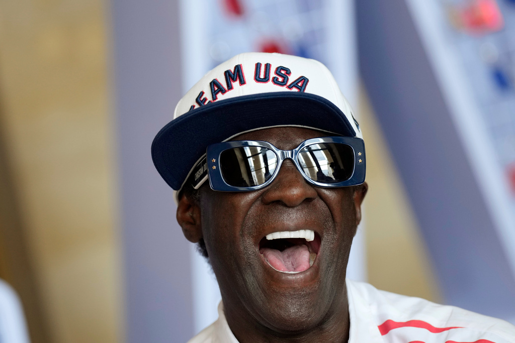 ‘Yeah, boyeeee’: Flavor Flav gives bobsled and skeleton a try, joins team as hype man for Olympics ‘Yeah, boyeeee’: Flavor Flav gives bobsled and skeleton a try, joins team as hype man for Olympics