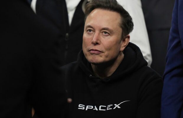 Musk the trillionaire? Debate over his Tesla pay package rages Musk the trillionaire? Debate over his Tesla pay package rages