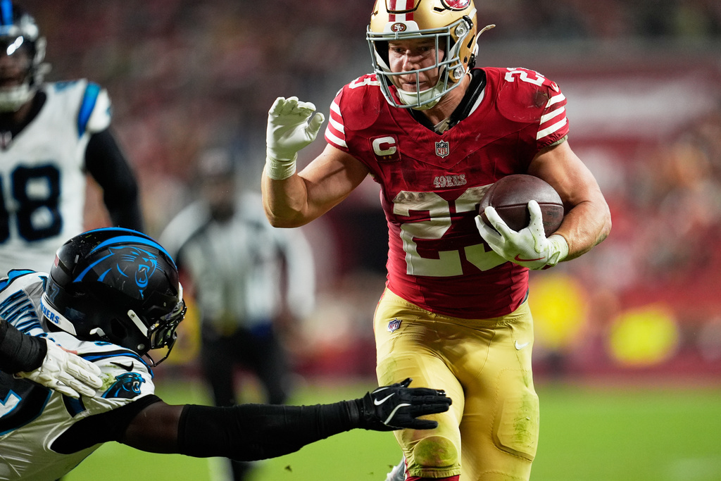 Christian McCaffrey’s big night leads 49ers to 20-9 victory over Panthers Christian McCaffrey’s big night leads 49ers to 20-9 victory over Panthers