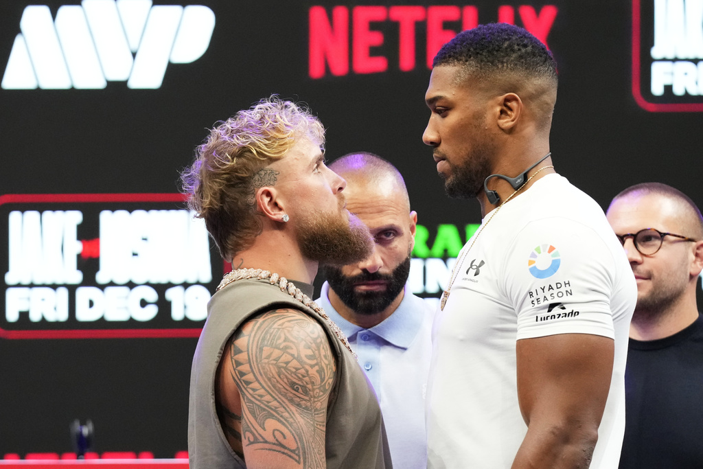 Losing to Jake Paul would be ‘awfully embarrassing’ for Joshua, says promoter Hearn
