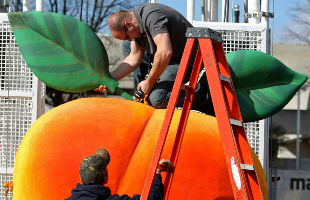 Where are the wackiest New Year’s Eve drops in the US?