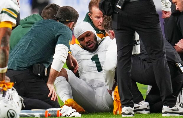 Packers star pass rusher Micah Parsons feared to have torn ACL, AP source says
