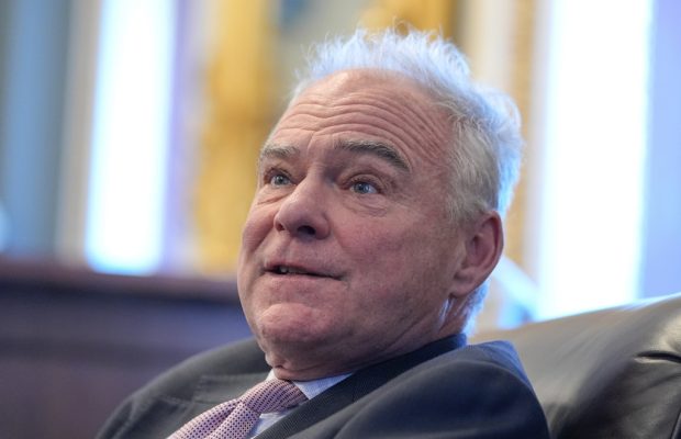 Senate considers limiting Trump’s war powers after Venezuela raid Senate considers limiting Trump’s war powers after Venezuela raid