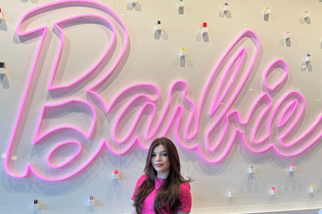 Mattel and Alex Aster team up for Barbie young adult novel, ‘Barbie: Dreamscape’