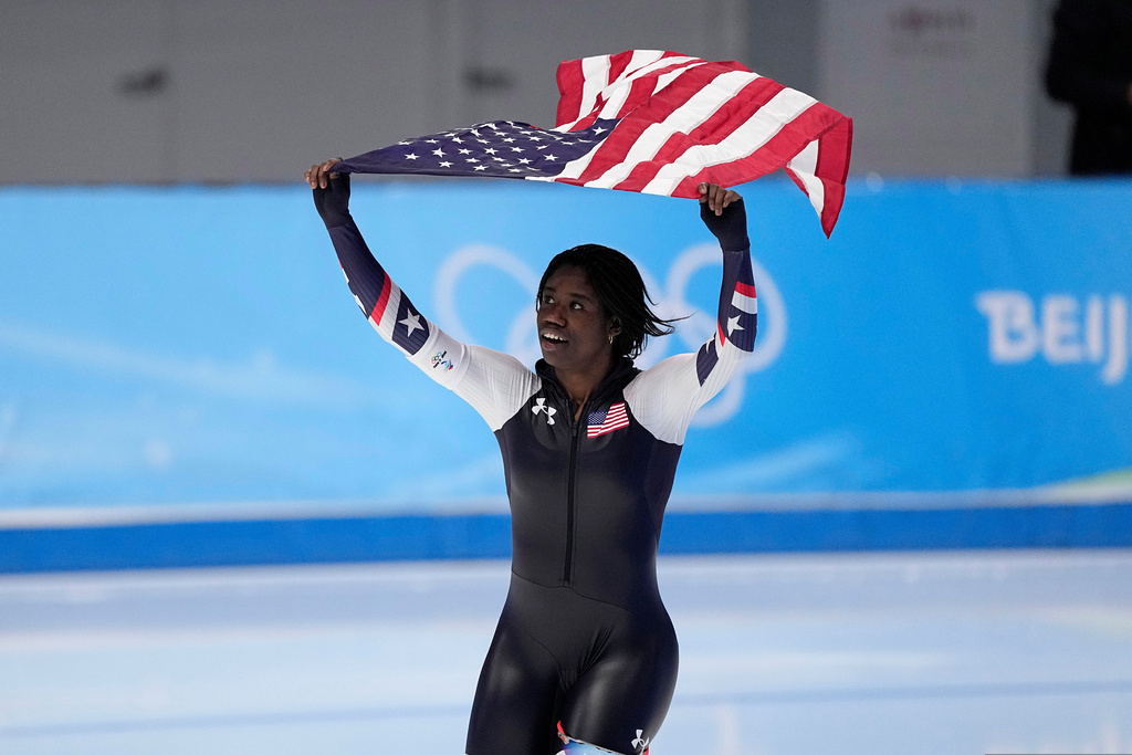 Speedskater Erin Jackson, bobsledder Frank Del Duca picked as US flagbearers for Winter Olympics Speedskater Erin Jackson, bobsledder Frank Del Duca picked as US flagbearers for Winter Olympics