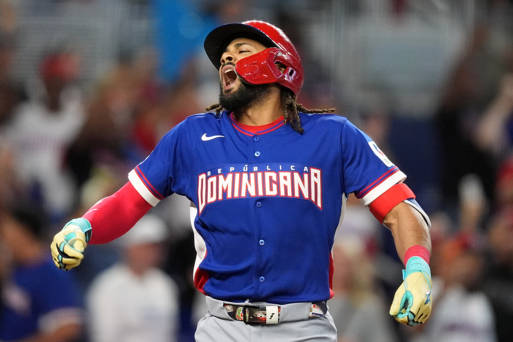 Tatis’ grand slam, 6 RBIs leads Dominican Republic over Israel 10-and into WBC quarterfinals