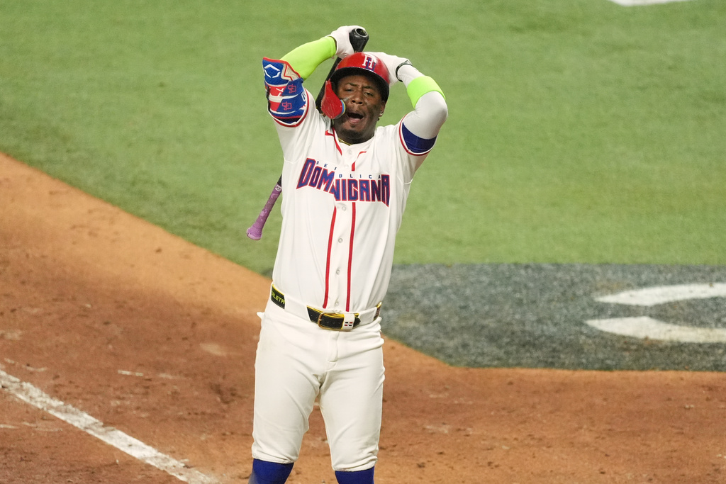 Dominican WBC loss ends on called strike that appeared low, a week before robot umps arrive in MLB Dominican WBC loss ends on called strike that appeared low, a week before robot umps arrive in MLB
