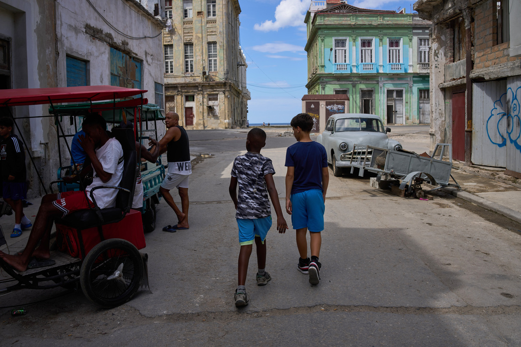 Island-wide blackout hits Cuba as island struggles with deepening energy crisis Island-wide blackout hits Cuba as island struggles with deepening energy crisis