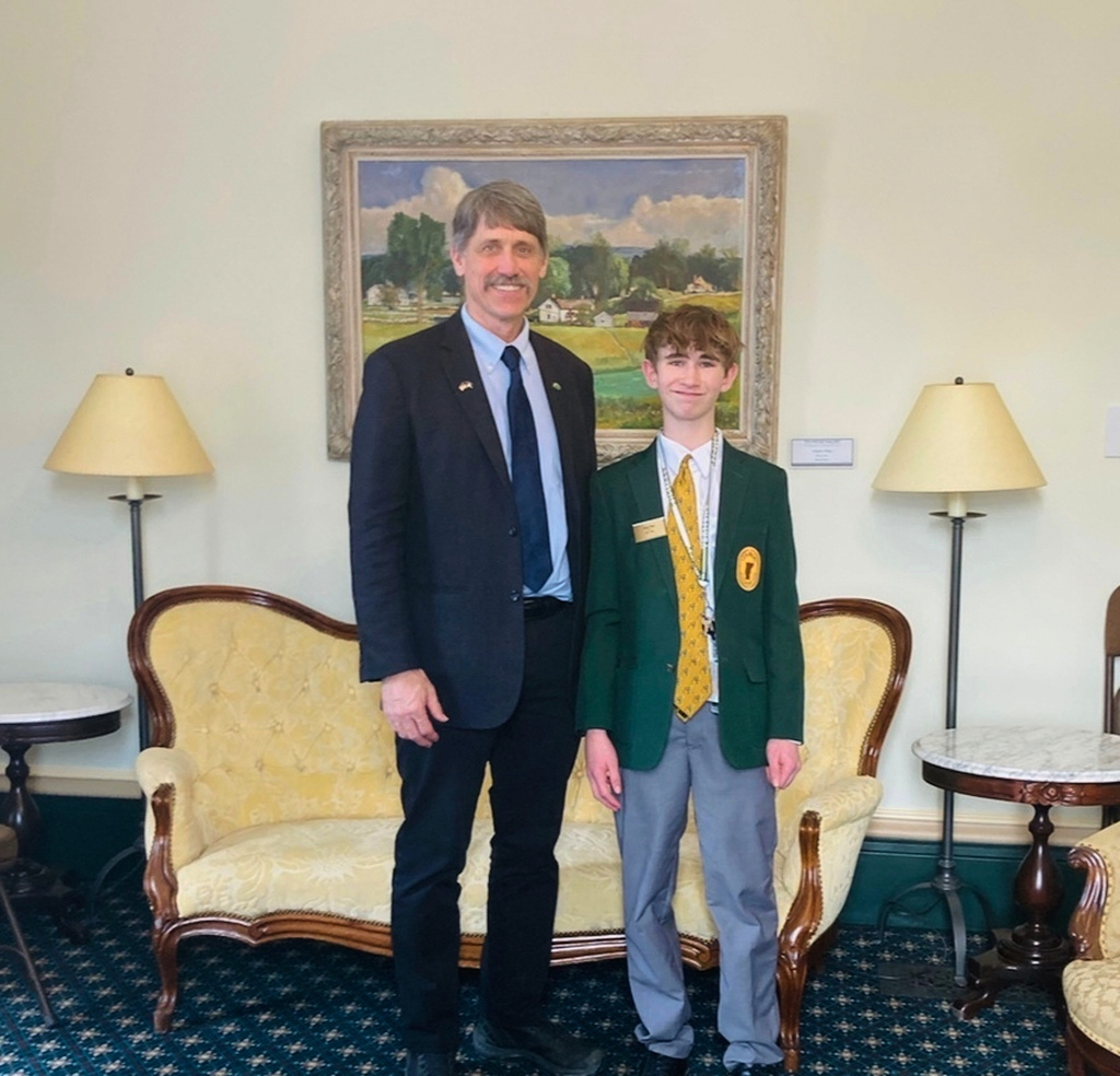 A 14-year-old running for governor is the first teen to get on Vermont’s general election ballot