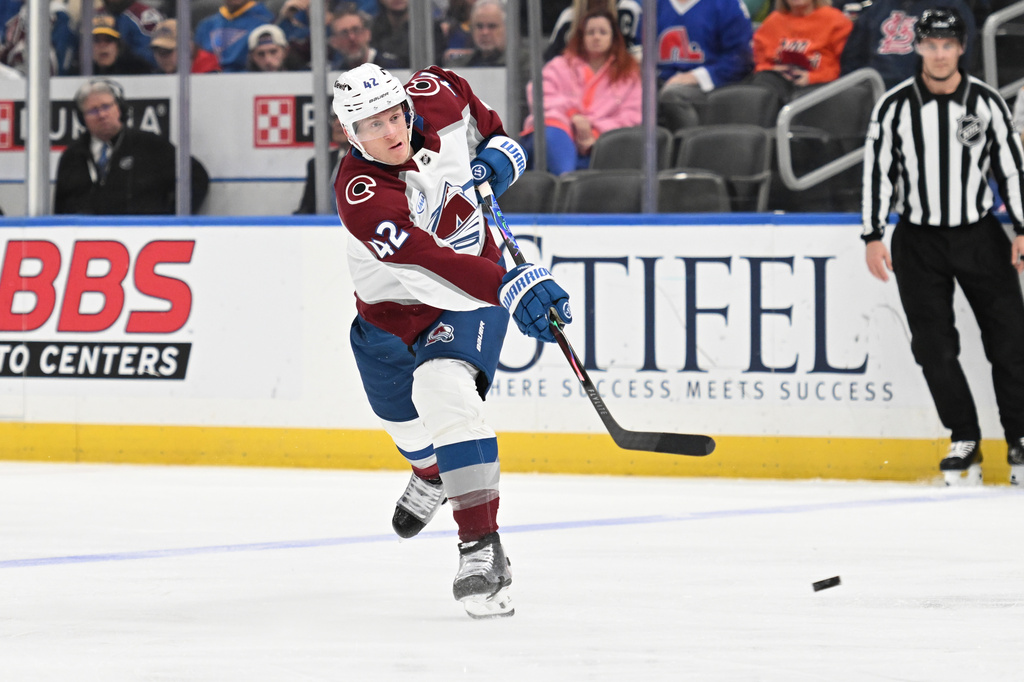 Avalanche clinch top spot in Western Conference and shift focus to bigger goals