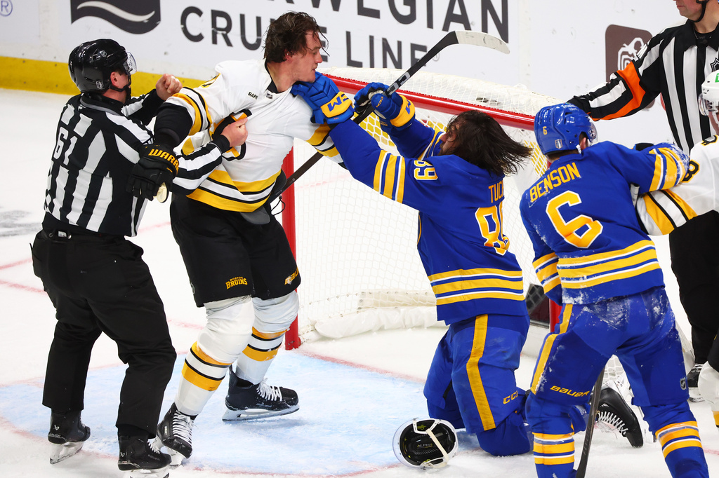 Sabres power play goes ice-cold again as series against the Bruins shifts to Boston for Game 3