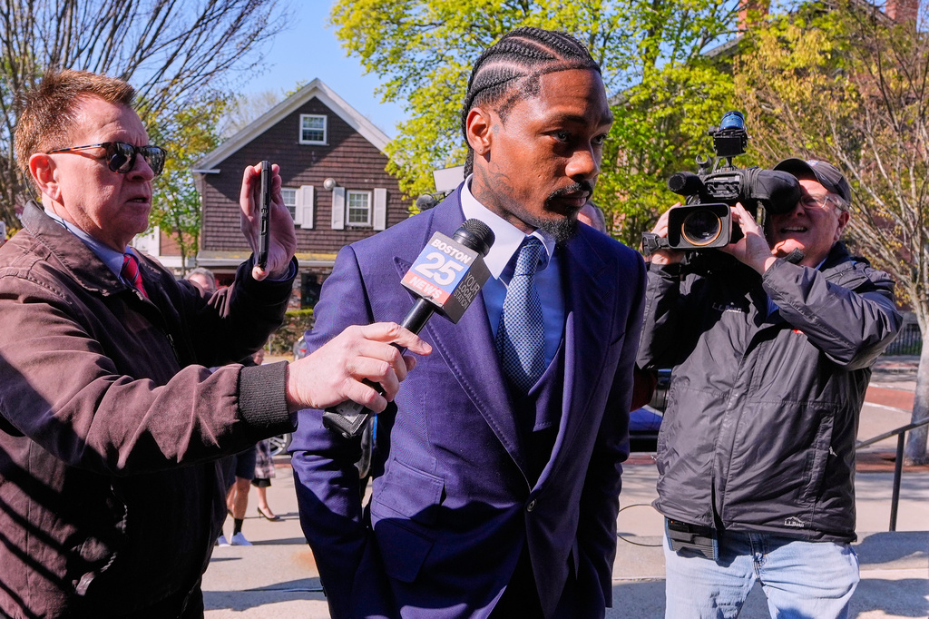 Jury selection begins in former Patriots receiver Stefon Diggs’ assault trial