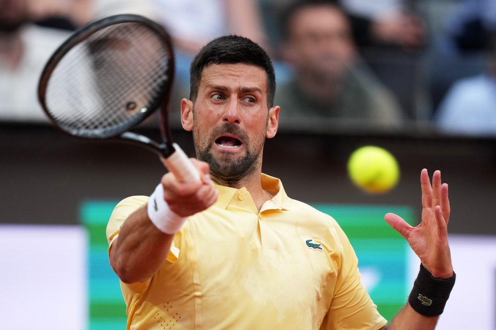 Djokovic beaten by a Croatian qualifier 18 years younger than him at the Italian Open