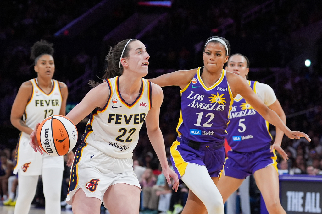 WNBA warns the Fever for failing to report Caitlin Clark’s injury on time