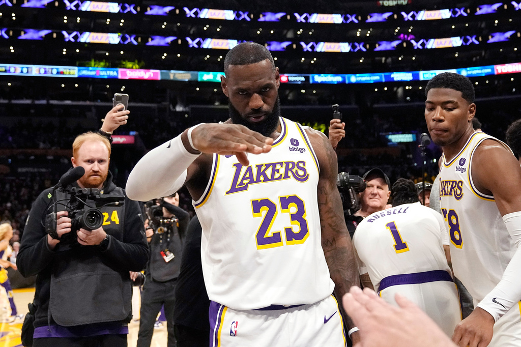 LeBron hits free agency: James not returning to Lakers, plans to play 24th season elsewhere