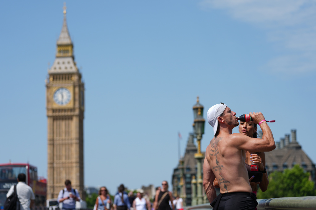 Europe swelters under an early heat wave as France records 40 drowning deaths Europe swelters under an early heat wave as France records 40 drowning deaths