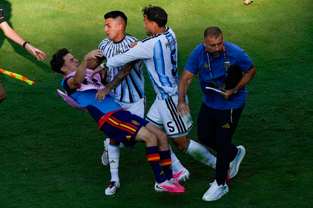 FIFA investigates Argentina players confronting Spain’s on-field World Cup celebrations FIFA investigates Argentina players confronting Spain’s on-field World Cup celebrations