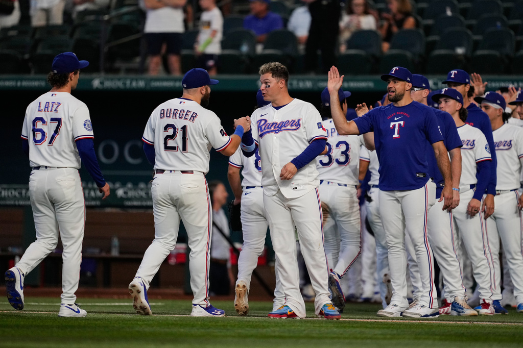 Rangers put themselves in good position as only AL West team with a winning record