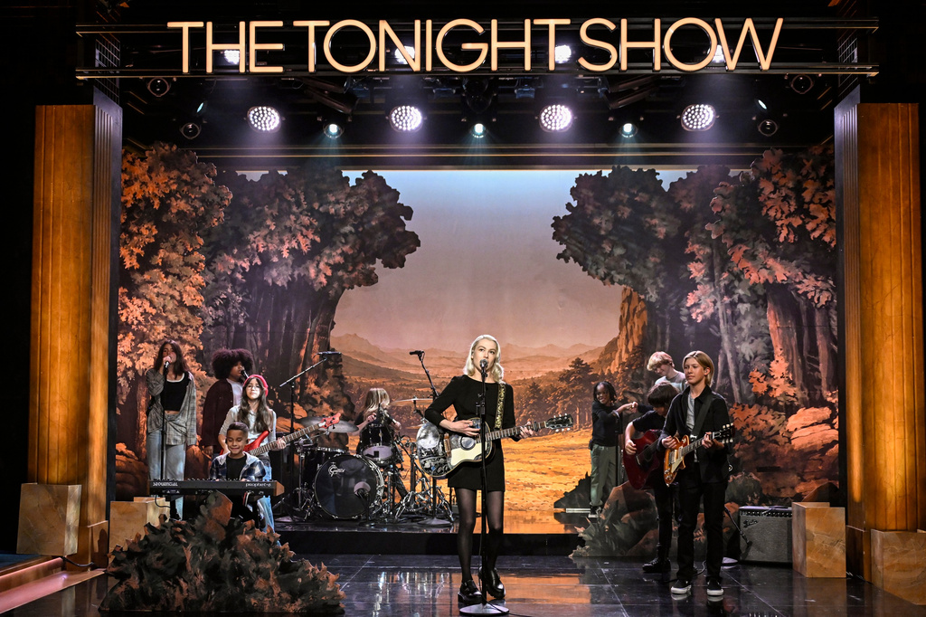 Space for music on late-night TV has dwindled. New media seeks to offer an alternative Space for music on late-night TV has dwindled. New media seeks to offer an alternative
