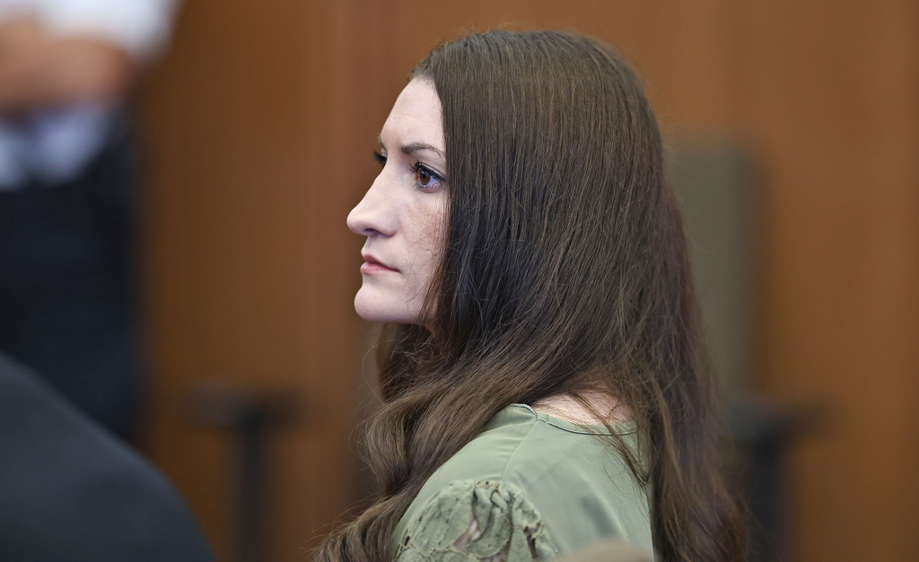Mistrial is declared in Lindsay Clancy child killings case after jury deadlocks