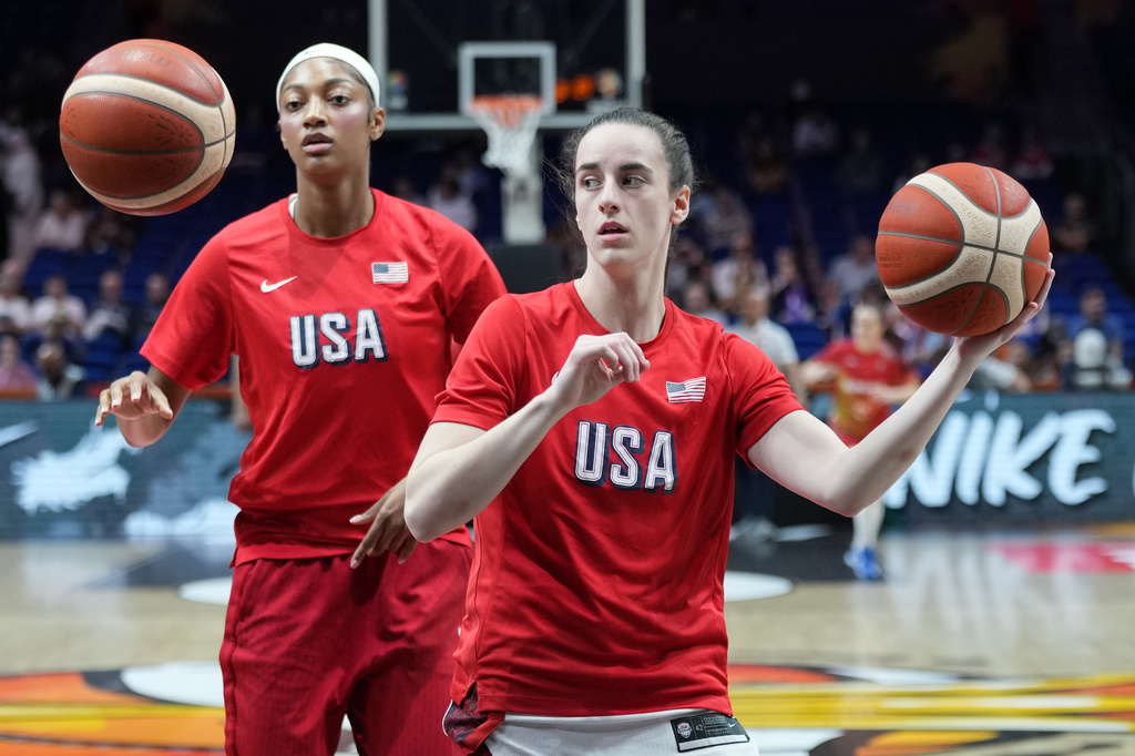 Rivals Angel Reese and Caitlin Clark having ‘fun’ playing together for US and not against each other Rivals Angel Reese and Caitlin Clark having ‘fun’ playing together for US and not against each other