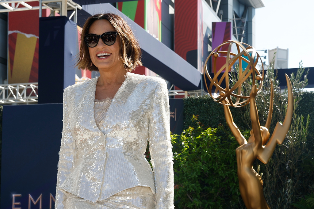 ‘The Pitt’ looks to repeat and ‘Widow’s Bay’ could bring an epic wave as Emmy Awards arrive