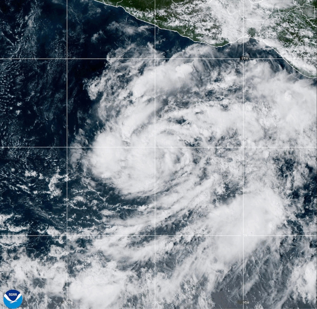 Vance could be a major Category 3 hurricane Friday as it nears Mexico Vance could be a major Category 3 hurricane Friday as it nears Mexico