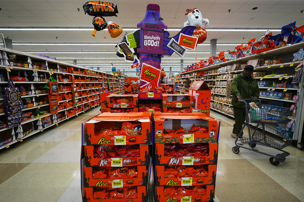 Halloween candy sales are off to a slow start amid high chocolate prices and affordability concerns Halloween candy sales are off to a slow start amid high chocolate prices and affordability concerns